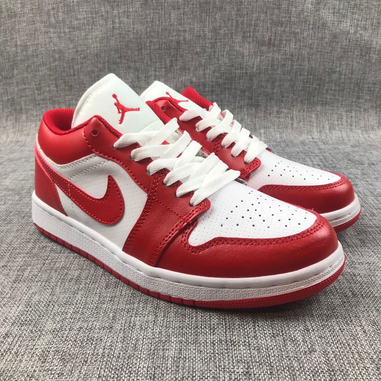 Air Jordan 1 Low White Red 553558-611